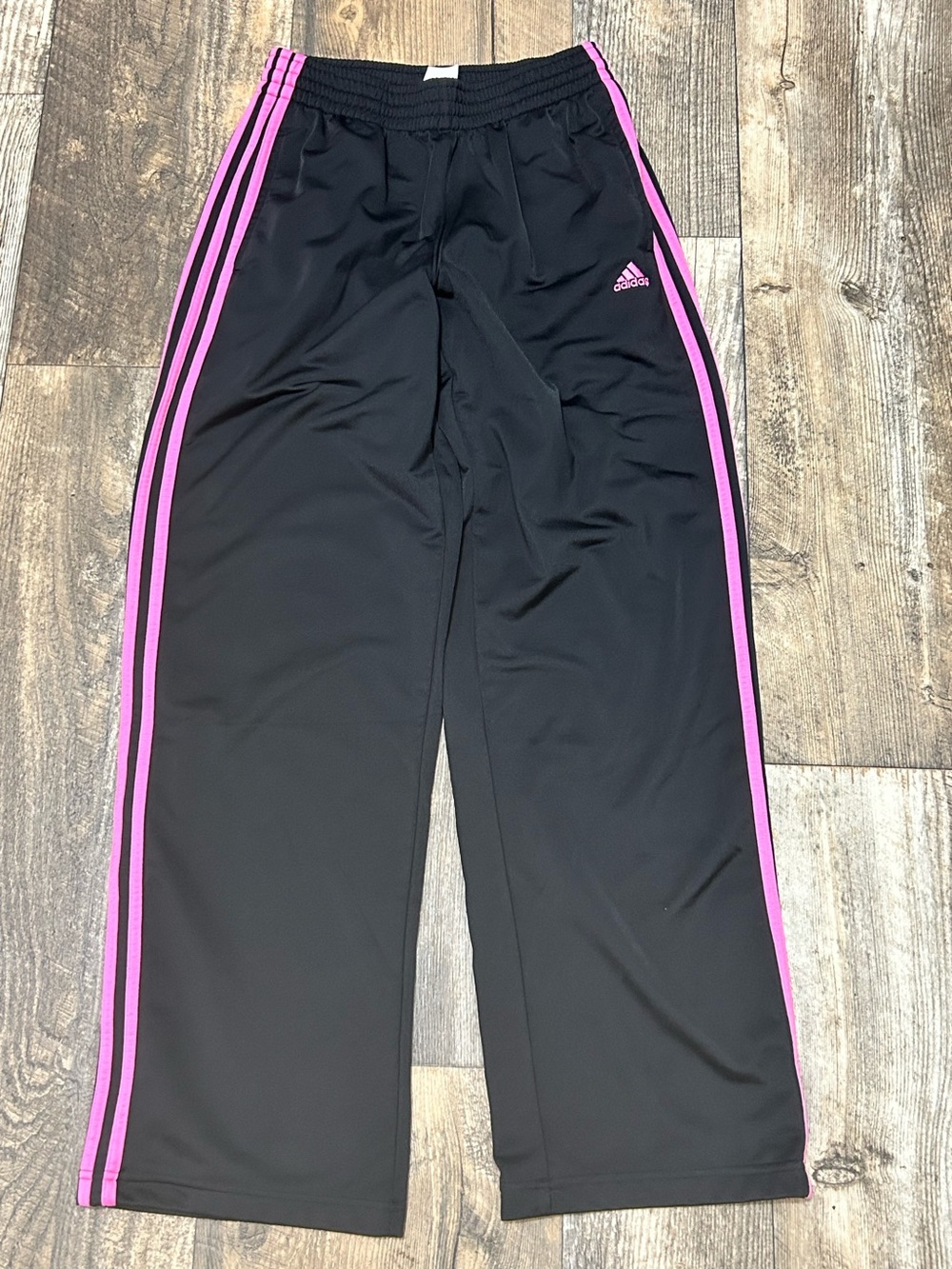 Adidas Pant Women M Black
Polyester Track Wide-Leg Running
3-Stripes Gym Workout